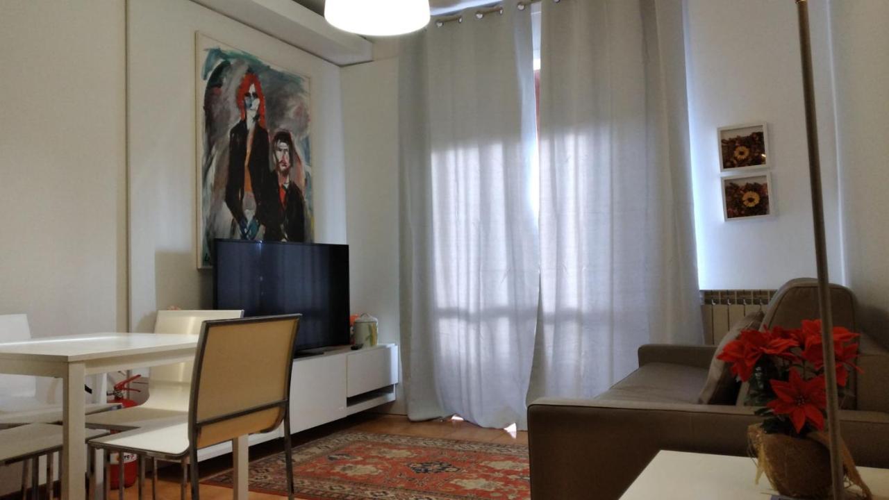 Carducci Apartment - The V Collection Turate Exterior photo